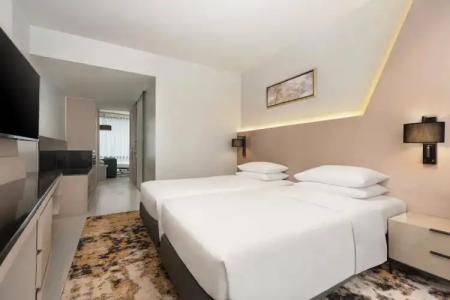 Hyatt Place Bangkok Sukhumvit 1 - 43