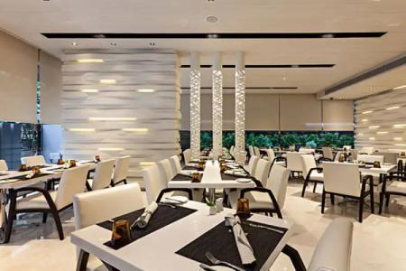 Hyatt Place Bangkok Sukhumvit 1 - 12