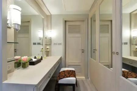 Centre Point Sukhumvit 10 - SHA Extra Plus - 143