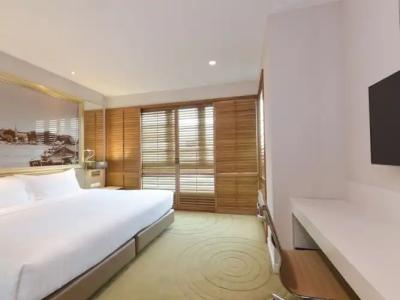 Grande Centre Point Ploenchit - 129