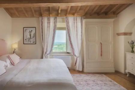 Castello di Velona - The Leadings of the World - 59