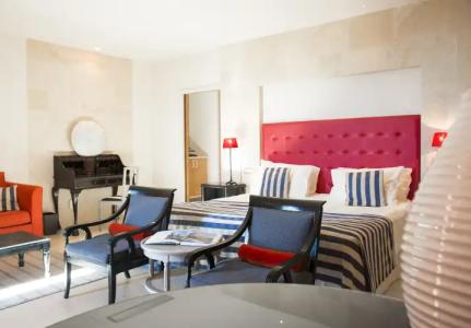 Castello di Velona - The Leadings of the World - 1