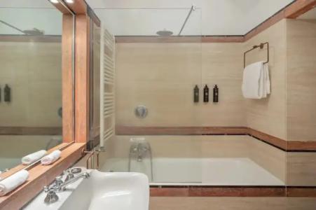 Castello di Velona - The Leadings of the World - 61