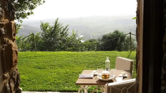 Castello di Velona - The Leadings of the World - 102