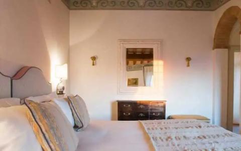 Castello di Velona - The Leadings of the World - 215