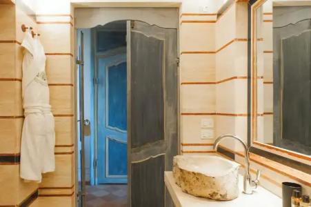 Castello di Velona - The Leadings of the World - 126