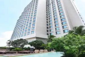 Century Park Hotel - SHA Extra Plus, Bangkok