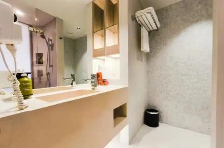 Citrus Sukhumvit 13 Nana Bangkok by Compass Hospitality - 40