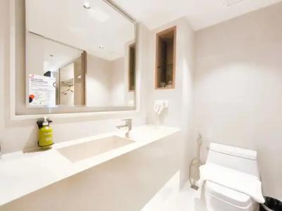 Citrus Sukhumvit 13 Nana Bangkok by Compass Hospitality - 8
