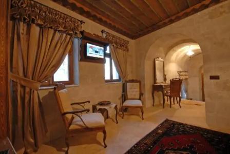 Phocas Cave Suites - 112