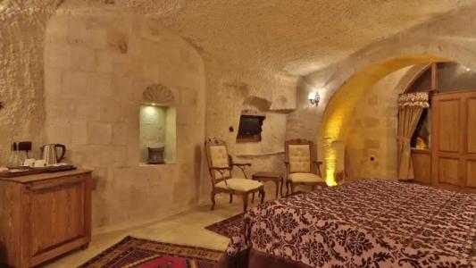 Phocas Cave Suites - 235