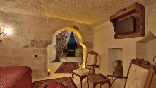 Phocas Cave Suites - 168
