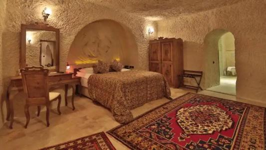 Phocas Cave Suites - 170