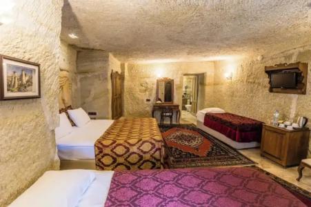 Phocas Cave Suites - 137