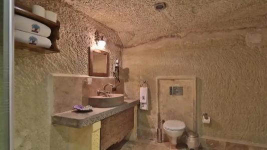 Phocas Cave Suites - 257