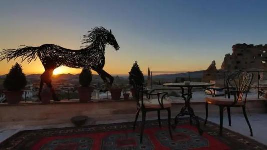 Phocas Cave Suites - 103