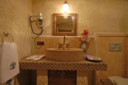 Phocas Cave Suites - 214