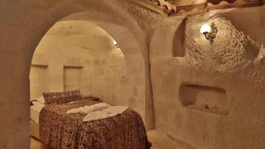 Phocas Cave Suites - 180