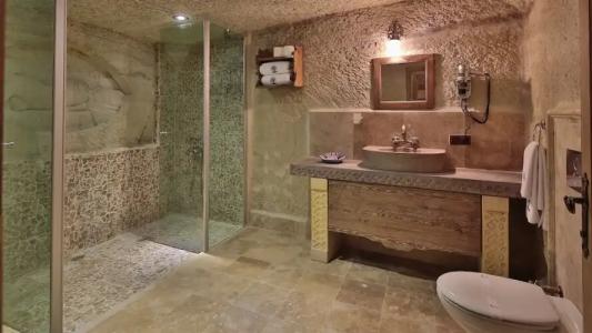 Phocas Cave Suites - 142