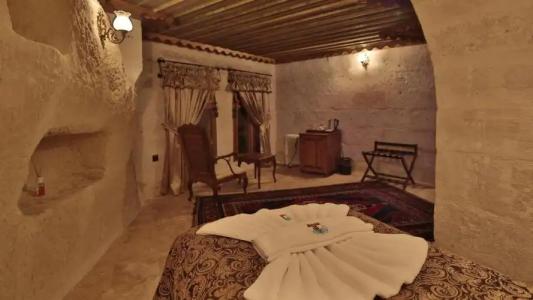Phocas Cave Suites - 181