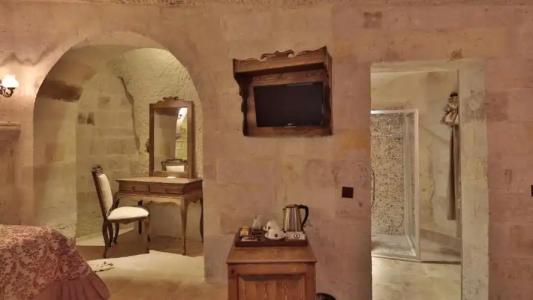 Phocas Cave Suites - 196