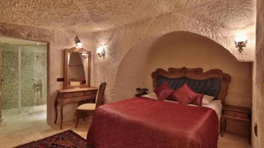 Phocas Cave Suites - 160