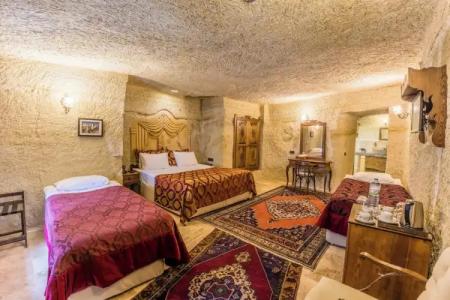Phocas Cave Suites - 135