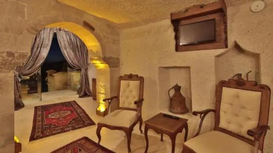 Phocas Cave Suites - 171