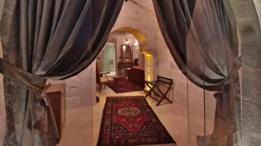 Phocas Cave Suites - 159