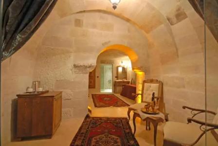 Phocas Cave Suites - 145