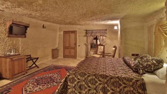 Phocas Cave Suites - 250