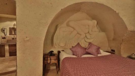 Phocas Cave Suites - 215