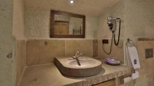 Phocas Cave Suites - 109