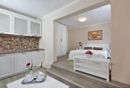 White Rock Castle Suite & SPA - 218