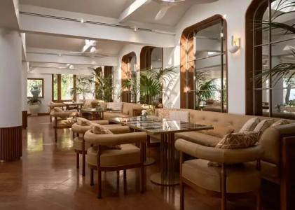 Danai Beach Resort & Villas - 16