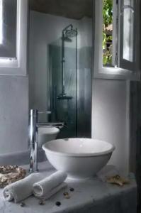 Paradise Island Villas - 5