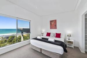 Cinque Terre Beach House, Coffs Harbour