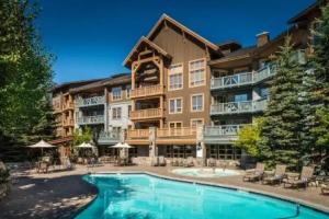 Lodging Ovations, Whistler