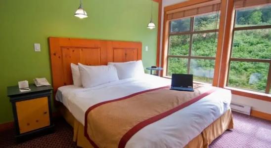 Lodging Ovations - 4