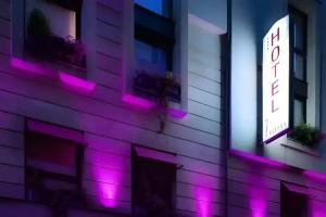 Le 7 Eiffel Hotel by Malone