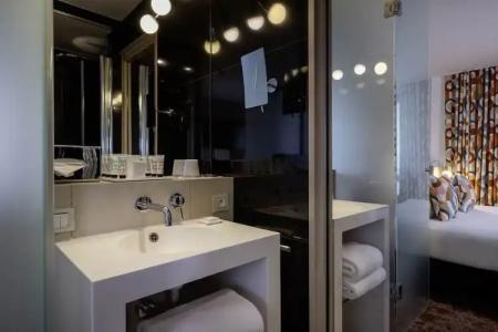 Le 7 Eiffel by Malone - 82