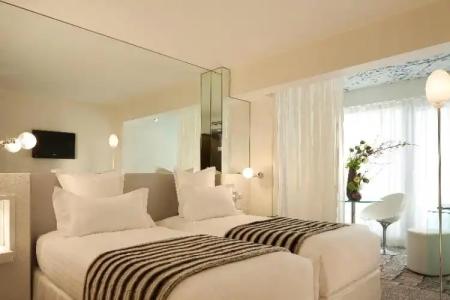 Le 7 Eiffel by Malone - 32