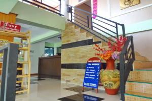 Naiharn Retreat Resort, Nai Harn