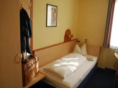 City Partner Strauss - 25