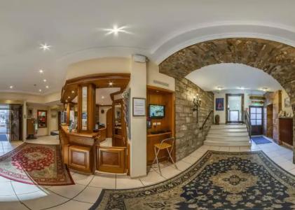 City Partner Strauss - 1