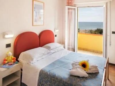 Mignon Riccione Fronte Mare - 2