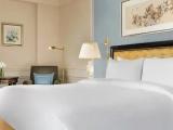 Connecting Eiffel View Family Suite