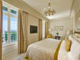 Connecting Family Junior Suite
