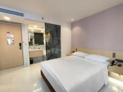 Evergreen Laurel Bangkok - 103