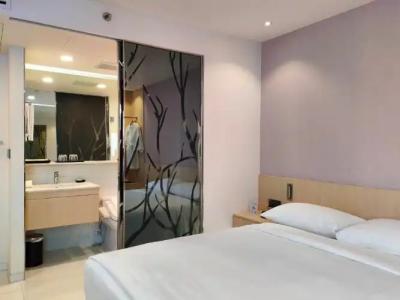 Evergreen Laurel Bangkok - 105